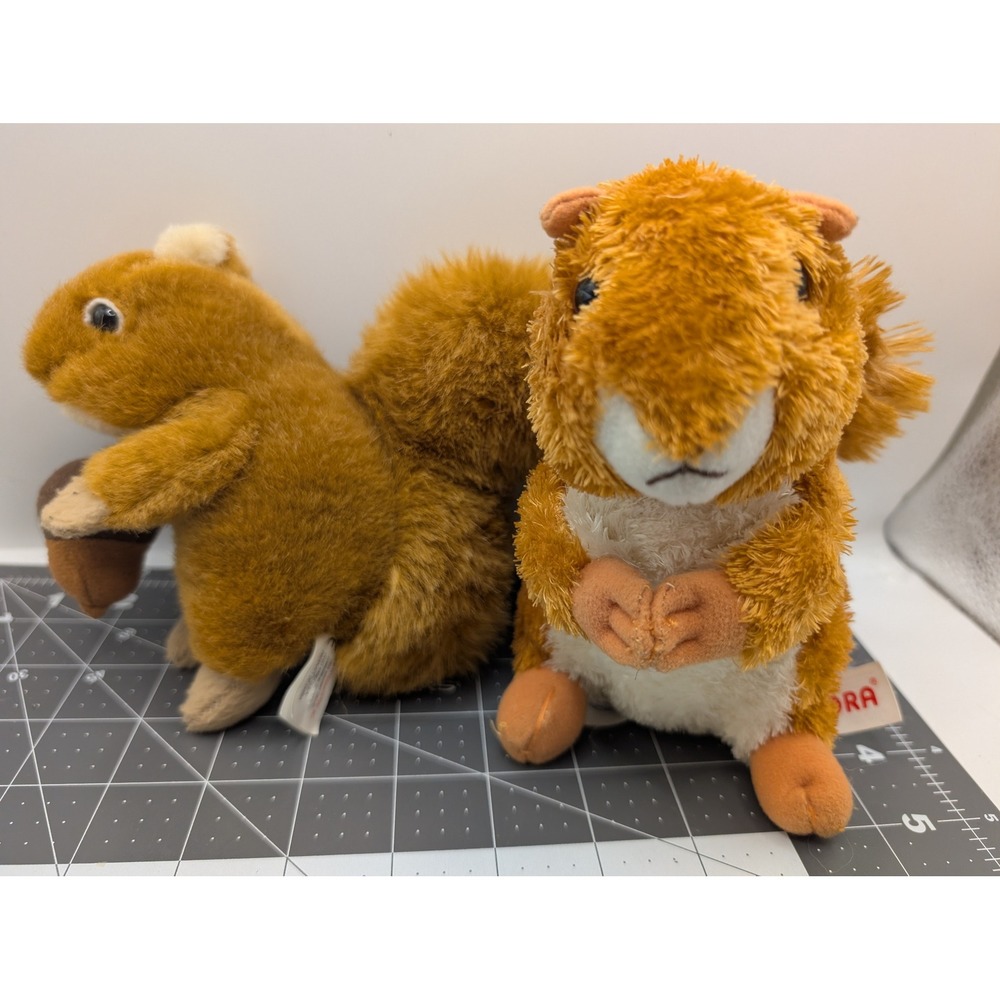 Stuffed Brown orange Squirrels Aurora K&M International‎ lot 2 - No sound vtg
